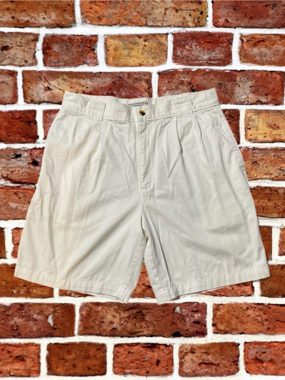 Vintage Bugle Boy Co. Khaki Mens Shorts